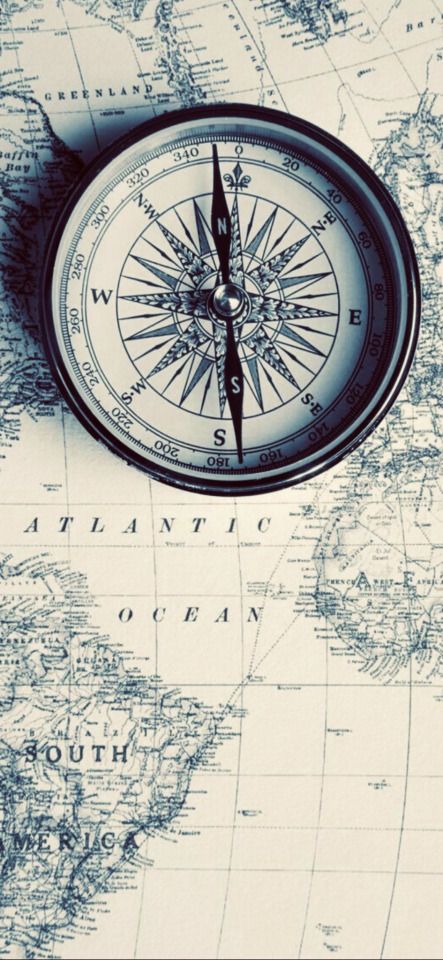 Compass Wallpaper, Maps Aesthetic, Nautical Wallpaper, Compass Tattoo Design, Phone Wallpaper Boho, Amoled Wallpapers, Pirate Art, Map Wallpaper, A Compass