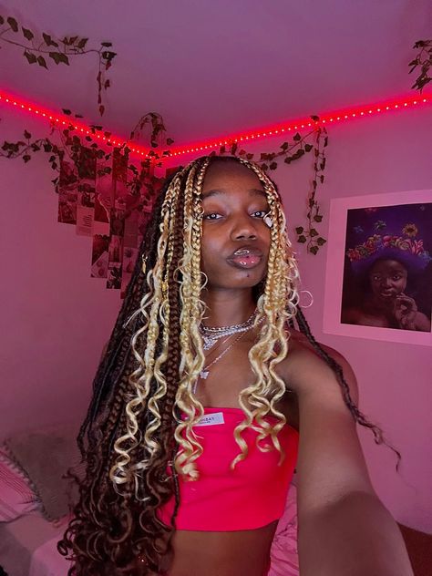 Braided Locs, Braids For Black, Short Box Braids Hairstyles, Peekaboo Hair, Big Box Braids Hairstyles, Box Braids Hairstyles For Black Women, Cute Braided Hairstyles, Braids Hairstyles Pictures, Braided Hairstyles For Teens