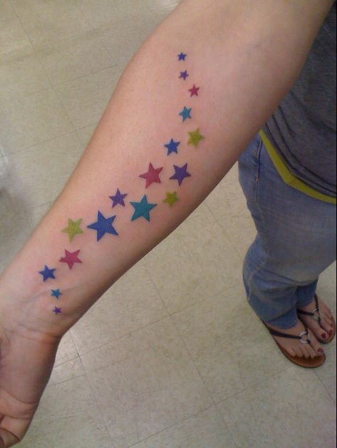 Stars Tattoo Colorful, Colourful Star Tattoo, Colour Star Tattoo, Star Tattoo Arm Sleeve, Rainbow Stars Tattoo, Star Doodle Tattoo, Color Star Tattoo, Star Tattoo Color, Simple Colorful Tattoos