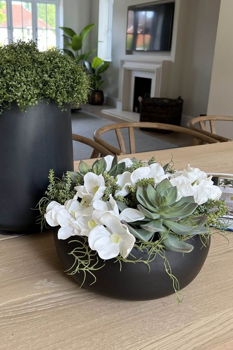 Plants For Dining Table, Centerpiece Dinning Table, Flower Arrangements In Bowl, All Green Floral Arrangements, Floral Bowl Arrangement, Coffee Table Bowl Decor, Dining Table Plant Centerpiece, Large Dining Table Centerpiece, Modern Flower Arrangements Centerpieces