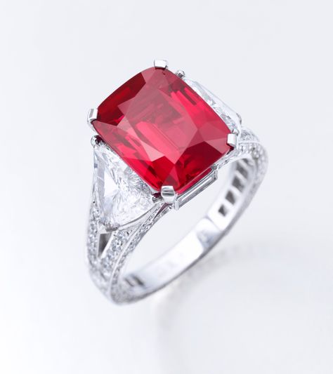 Graff Diamonds, Ruby Jewel, Jewelry Auction, Ruby Jewelry, Ruby Gemstone, Ruby Ring, High Jewelry, Red Hot, Natural Pearls