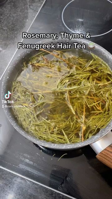 Shaneal • Natural Hair + Skincare on Instagram: "Fenugreek, Rosemary and Thyme Hair Tea 🍵 Can be used as a leave in, hair rinse, addition to your deep conditoner etc. . . . . . . . . . . . #ahair #naturalhairproducts #respectmyhair #explorepage #twistout #chairstyles #explore #naturalhairrocks #hairstyles #myhaircrush #locs #naturalhairtips #naturalhairgrowth #blackwomen #omdnatural #healthy #naturallyshesdope #journey #chairdaily #amazingnaturalhair #melaninpoppin #teamnaturalhair #kinksandc Diy Herbal Tea, Diy Hair Growth Oil, Herbal Hair Rinse, Hair Oil Recipe, Hair Growth Methods, Growing My Hair, Herbs For Hair Growth, Quick Hair Growth, Diy Hair Growth