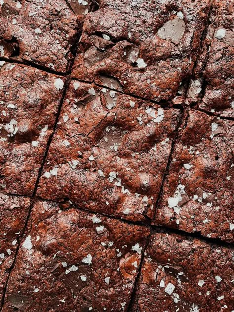 Fudgy Sourdough Brownies, Sourdough Starter Brownies, Discard Brownie Recipe, Discard Brownies Easy, Discard Sourdough Brownies, Easy Sourdough Discard Desserts, Sourdough Brownies Recipe, Discard Breakfast Recipes, Discard Desserts