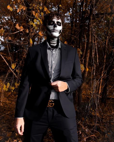 Halloween costume skeleton spooky inspo Skeleton Costume Men, Jack The Skellington, Mens Skeleton Costume, Skeleton Suit, Jack The Skeleton, Jack Skellington Costume, Skeleton Dress, Mens Halloween, Skeleton Halloween Costume