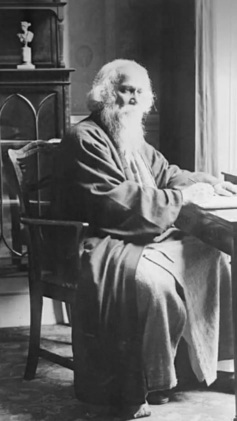 Rabindranath Tagore, Nobel Prize Winners, Maisie Williams, Nobel Prize, Mahatma Gandhi, My Photo Gallery, Art Drawings Sketches Simple, Infographic Templates, Flower Photos