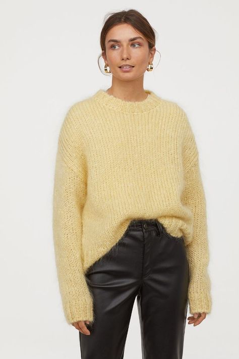 H&M Knit Mohair-Blend Sweater Yellow Sweater Outfit, Yellow Jumper, Yellow Knit Sweater, Knit Sweater Outfit, Jumper Outfit, Sweater Trends, Yellow Knit, Beautiful Sweater, Mohair Sweater