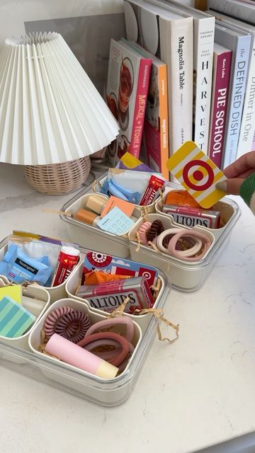 Snackle Box Gift Ideas, Snackle Box, Survival Kit For Teachers, Teacher Survival, Survival Kits, Survival Kit, Gift Baskets, Teacher Gifts, So Cute