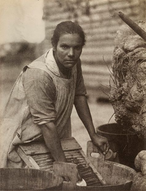 "Monday (Melungeon Woman, Probably, North Carolina)," about 1929, Doris Ulmann. Platinum print. Melungeon People, Medical Mysteries, Appalachian People, Mountain People, Black Cowboys, Southern Culture, Getty Museum, American History, Old Photos