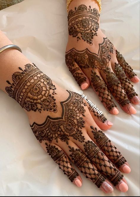 Full Mendhi Design, Hand Mendhi Design, Wedding Henna Designs, Easy Henna Designs, Henna Flower Designs, Inai Pengantin, Eid Mehndi, Tato Henna, Easy Henna