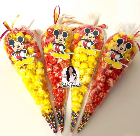 Minnie Mouse Popcorn, Mickey Mouse Treat Table, Mickey Mouse Popcorn, Mickey Mouse Treats, Mickey Mouse Birthday Decorations, Tropical Wedding Cake, Mickey Clubhouse, Mickey Mouse Themed Birthday Party, Mickey Mouse First Birthday