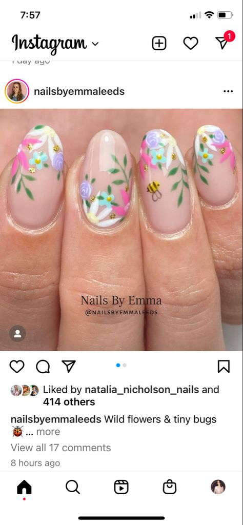 Butterfly Flower Nails, Wildflower Nail Art, Wild Flower Nails, Spring Inspired Nails, Light Purple Nails, Bee Nails, Almond Flower, Inspired Nails, Manicure Ideas