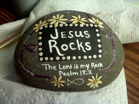 Jesus Rocks Christian Rock Art Ideas, Scripture Painted Rocks, Painted Rocks Christian, Painted Rocks Christian Theme, Jesus Is My Rock, Prayer Rocks, Rock Painting Ideas, Inspirational Rocks, Diy Rock Art