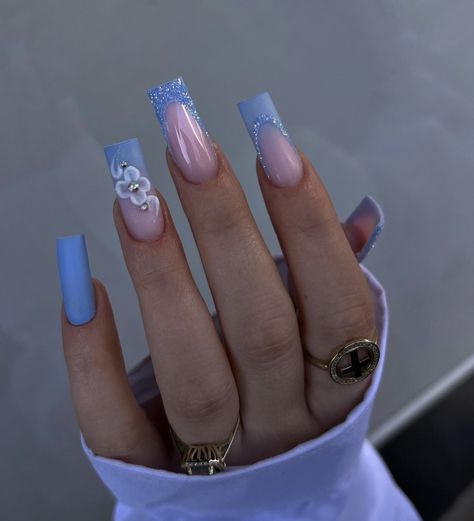 ig: @rrilinails 3-31-23 Square Acrylic Nails Spring Designs, Square Nails With Jewels, Summer Nails Blue, Glitter Nail Ideas, Baby Blue Acrylic Nails, Blue Prom Nails, Hoco Nails, Blue Glitter Nails, Baby Blue Nails