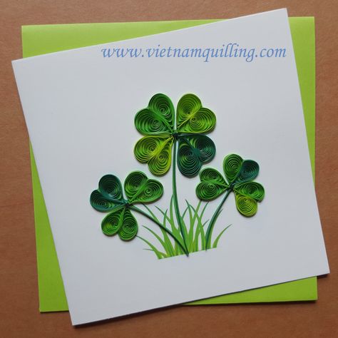 Quilling flower card | Vietnam quilling greeting cards manufacturer Paper Quilling Shamrock, Diy St Patricks Day Cards, Quilling Birthday Cards, Quilling Flower Designs, St Patricks Day Cards, Paper Quilling Flowers, Paper Quilling Cards, Quilled Paper Art, Quilling Tutorial