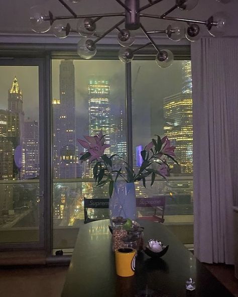 Japan Tokyo Aesthetic, City Lights New York, Korea Apartment, Outfit Instagram Story, Seoul Apartment, Japan Apartment, Big City Lights, Future Model, Tokyo Apartment