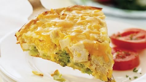 Green Giant® frozen broccoli provides a simple addition to this impossibly easy chicken pie – a cheesy flavorful dinner! Brocolli Chicken, Broccoli Pie Recipe, Broccoli Pie, Impossible Pie, Vegetable Pie, Easy Broccoli, Broccoli Bake, Broccoli Chicken, Easy Chicken Pot Pie