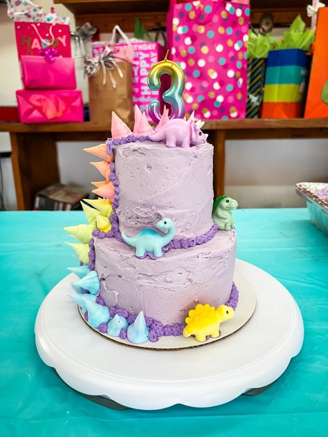 Dinosaur Cake 
Girl Dino Cake
Meringue Cookies 
Creamcheese frosting Meringue Cake Topper Ideas, Dinosaur Mermaid Cake, Dinosaur Diy Cake, Dinosaur Cake Girly Simple, Dinosaur Ice Cream Cake, Girly Dinosaur Party Cakes, Dinosaur Meringue, 3 Rex Birthday Cake Girl, Pink Dinosaur Party Cake