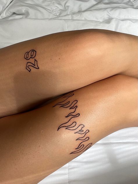 Flame Above Knee Tattoo, Flames Above Knee Tattoo, Flames Tattoo Leg, Flame Knee Tattoo, Tattoo Ideas Female Above Knee, Feminine Flame Tattoo, Fire Leg Tattoo, Simple Knee Tattoos, Baddie Thigh Tattoos