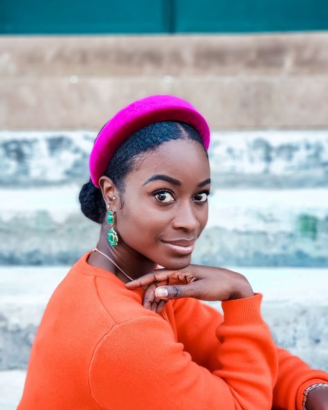 I love finding fun ways to use hair  accessories like this padded headband with my natural hair. This headband is definitely a statement piece hair accessory and will make heads turn! 4c hairstyles #4chairstyles Padded Headband Hairstyles, Hair Accessories For Black Women, Headband Hairstyles Black Women, Headband Natural Hair, Hairstyles With Headbands, Natural Hair Headbands, Black Brides Hairstyles, Statement Headband, Flat Twist Updo