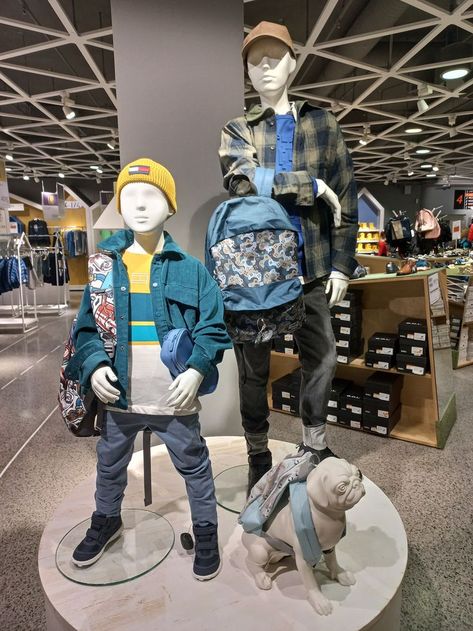 back to school visual display for tallinna kaubamaja #kidsfashion Back To School Visual Merchandising, Boutique Store Displays, Visual Merchandising Fashion, Boutique Store, Visual Display, Boutique Stores, Store Displays, Visual Merchandising, Kids' Fashion