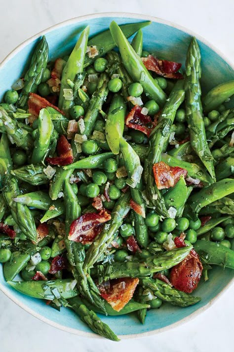 Asparagus and Peas with Warm Tarragon Vinaigrette | "This quick and easy veggie toss, featuring asparagus and peas, is absolutely delish, plus there's bacon!! Fresh spring produce needs little embellishment, although a quick toss with bacon never hurts." #asparagus #asparagusrecipes #howtocookasparagus #asparagussides #asparagussalads #healthyrecipes #baconrecipes #vegetables #veggies #spring #springsalad #recipes Spring Veggie Sides, Spring Veggie Recipes, Spring Vegetable Side Dishes, Asparagus And Peas Recipes, Spring Asparagus Recipes, Asparagus And Peas, Spring Peas Recipes, Asparagus Recipes, Spring Vegetables Recipes