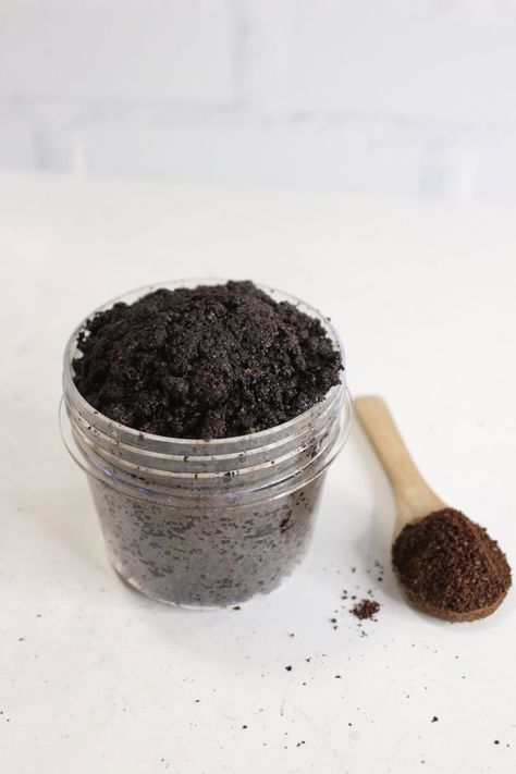 4-Ingredient Homemade Coffee Scrub for Face and Body - Home Made Coffee Scrub, Diy Coffee Face Scrub, Coffee Scrub For Face, Coffee Body Scrub Diy, Exfoliating Scrub Diy, Scrub For Face, Homemade Coffee Scrub, Face Scrub Recipe, Coffee Essential Oil