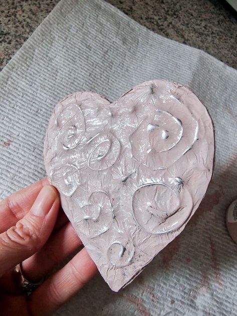 I saw this easy project on Pinterest, and thought I would give it a try! If you are looking for a simple valentine decor, that won't break the budget, this is it.You will need cardboard, a few hot glue sticks, tinfoil, and paint. I found some cardboard in my recycling; which worked great for this project. I started by free handing a heart with a ball point pen. It definitely wasn't perfect; but that's the beauty of a diy project! After drawing my heart, I cut it out with scissors… Cardboard Hearts, Cardboard Heart, Hot Glue Sticks, Valentine Decor, Heart Painting, Heart Day, I Love Heart, Glue Sticks, Pointed Pen