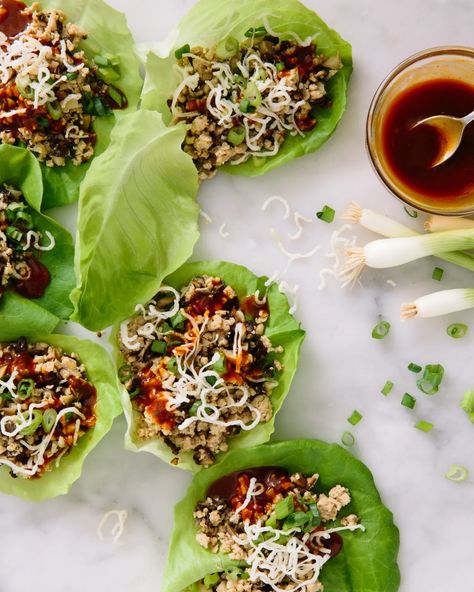 They're surprisingly simple to re-create. Pf Changs Lettuce Wraps, Salat Wraps, P F Chang, Pumpkin Recipes Dinner, Pf Chang, Chili Garlic Paste, Pumpkin Recipes Healthy, Chicken Gnocchi Soup, Grape Salad