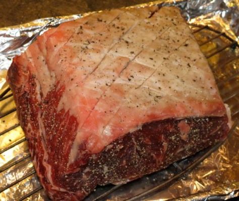 New York Roast Recipe, Strip Roast Recipe, Strip Roast, New York Strip Roast, Rib Of Beef, Beef Wagyu, Perfect Roast Beef, Creamy Horseradish, Rolled Roast