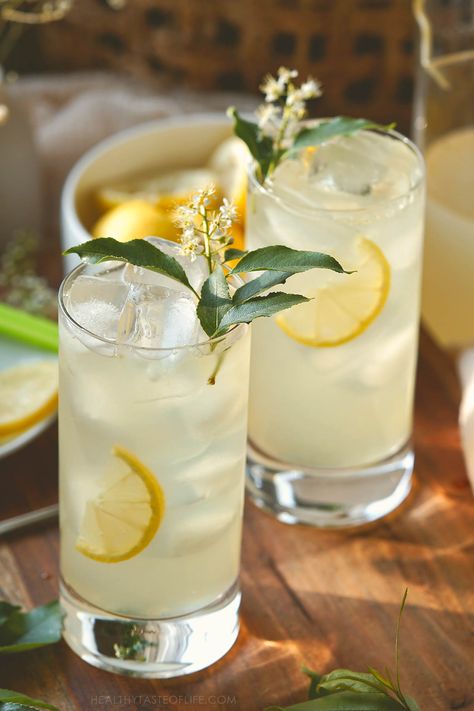 Tea Lemonade, Lemon Drinks Nonalcoholic, Fun Beverages, Iced Lemonade, Spring Lemonade, Herbal Lemonade, Gourmet Lemonade, Drinks Photo, Lemonade Flavors