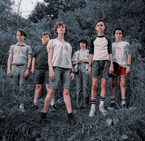 bev, bill, eddie, richie, ben and stanley. from stephen king's "it". The Losers Club, Es Pennywise, The Losers, Jack Finn, It The Clown Movie, Losers Club, I'm A Loser, Bobby Brown Stranger Things, Boys Don't Cry