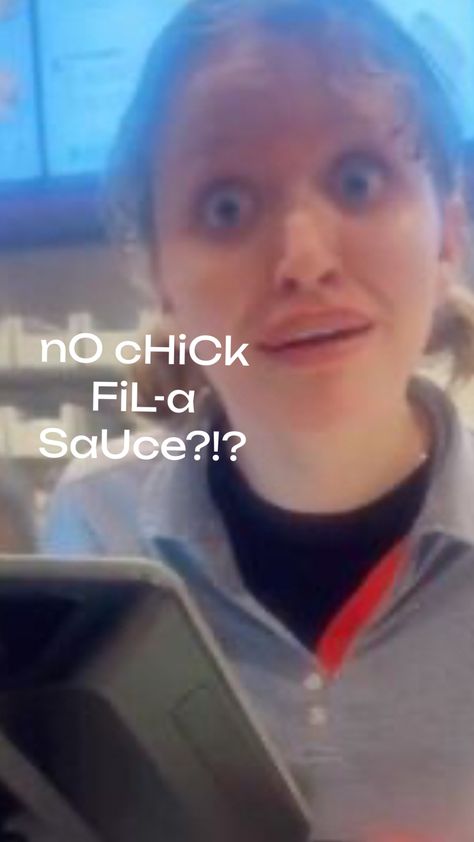 nO cHiCk FiL-a SaUce?!?🍗 No Chick Fil A Sauce, Chick Fil A Sauce, Pretty Wallpapers Tumblr, Hilarious Jokes, Funny Pix, Spirit Week, Chick Fil A, Super Funny Videos, Super Funny