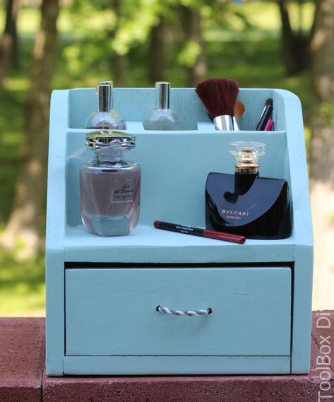 DIY Perfume and Make-up Organizer - ToolBox Divas Diy Perfume Organizer, Makeup Caddy, Perfume Organizer, Drum Shade Chandelier, Wooden Ideas, Wall Murals Diy, Deck Makeover, Perfume Storage, Organizer Ideas