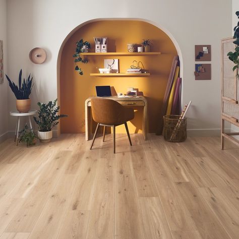 BLONDE OAK - room Coretec Blonde Oak, Coretec Vinyl Plank Flooring, Oak Vinyl Plank Flooring, Vinyl Wood Flooring, Airbnb Ideas, Flooring For Stairs, Lvp Flooring, Flooring Projects, Durable Flooring