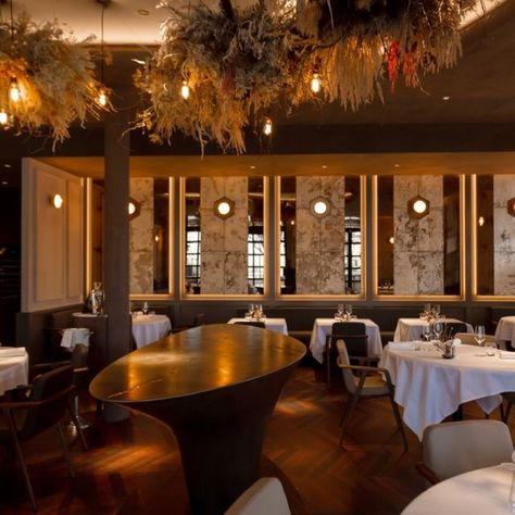 Square Lighting, Best Restaurants In London, Cooking Over Fire, Restaurant London, Restaurants In London, Seasonal Cooking, Lighting Plan, Michelin Star Restaurant, Hospital Interior Design