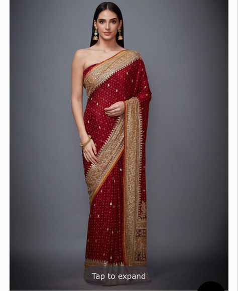 Chinon Saree, Embroidered Saree Blouse, Red Saree Wedding, Celebrity Fashion Outfits, Indian Designs, Lehenga Red, Indian Sari Dress, Saree Floral, Pakistani Style