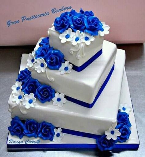 Royal Blue Wedding Cakes, Torte Decorate, Silver Wedding Cake, Torte Cupcake, Elegant Birthday Cakes, Dream Wedding Cake, Chocolate Wedding Cake, Wedding Cakes Blue, Amazing Wedding Cakes