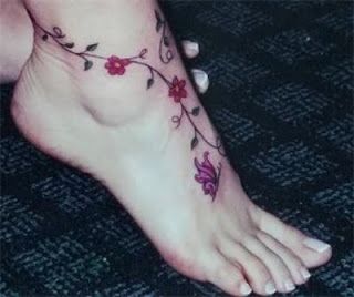 Anklet bracelet flower tattoo....add Bible verse.                                                                                                                                                     More Floral Foot Tattoo, Ankle Tattoo Designs, Ankle Bracelet Tattoo, Ankle Tattoos For Women, Ankle Tattoos, Tattoo Pictures, Anklet Tattoos, Foot Tattoos For Women, Tattoos For Women Flowers