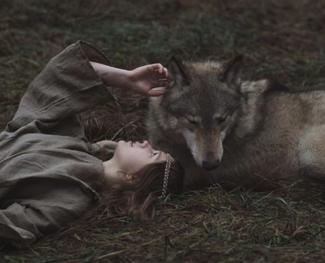 Dr Mundo, Wolf Aesthetic, Werewolf Aesthetic, She Wolf, Wolf Girl, Arya Stark, Story Characters, Black Wolf, A Wolf