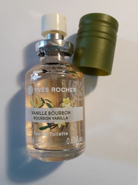 Fragrances Perfume Woman, Perfume Collection Fragrance, La Rive, Pretty Skin Care, روتين العناية بالبشرة, Perfume Scents, Perfume Lover, Bath And Body Care, Yves Rocher