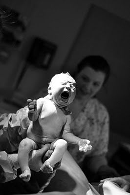 The Bradley Method - all natural childbirth story Homebirth Photography, Delivery Room Pictures, Delivery Room Photography, Delivery Room Photos, Birthing Photography, Operasi Caesar, Birth Photography Hospital, Baby Hospital Photos, Bradley Method