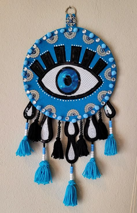 Iraqi Art, Evil Eye Art, Ramadan Kareem Decoration, Cd Crafts, Ramadan Crafts, Jute Crafts, Clay Wall Art, Art Decor Diy, Decoupage Art