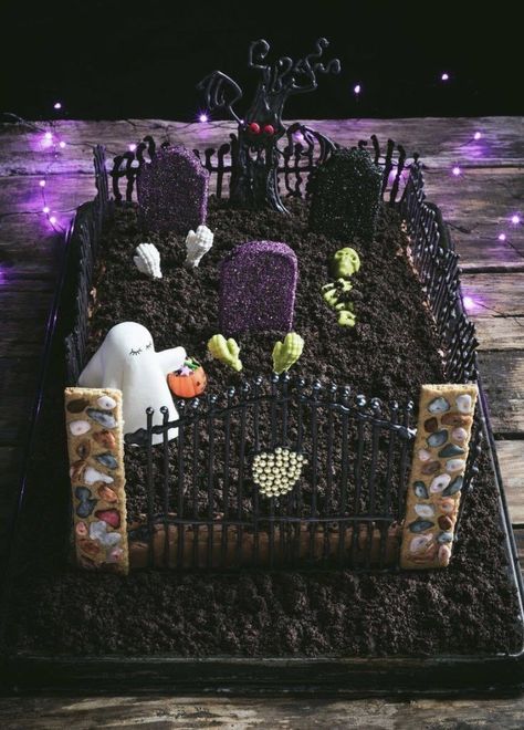 Spooky Graveyard Chocolate Butter Pecan Halloween Cake Halloween Cakes Graveyard, Cemetery Cake Halloween, Creepy Halloween Cake Ideas, Halloween Sheetcake, Grave Yard Cake, Halloween Cakes Ideas, Cemetery Cake, Halloween Graveyard Cake, Halloween Bakery