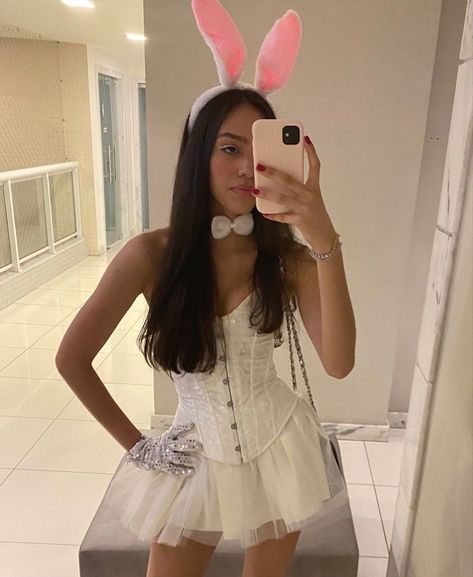 Hot White Rabbit Costume, Bunny Corset Costumes, Womens Bunny Costume, Rabbit Halloween Costume Women, Bunny Costume Women White, Bunny Costume Alice In Wonderland, The White Rabbit Halloween Costume, Cute Bunny Halloween Costumes, Coelho Fantasia Halloween