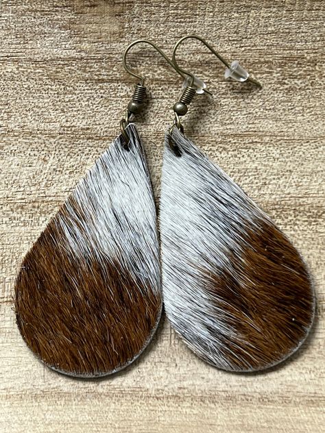 Cowhide Coasters, Hide Earrings, Tag Styles, Cowhide Earrings, Cowhide Christmas, Teen Gifts, Earrings Western, Cowhide Purse, Rodeo Cowgirl