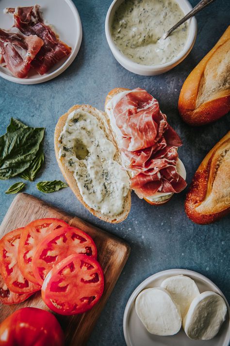 Mozz Prosciutto Sandwich w Garlic Basil Aioli | A-Yo Kitchen Mozzarella And Prosciutto Sandwich, Sandwich Recipes Prosciutto, Prosciutto Lunch Ideas, Sandwich With Prosciutto, Prosciutto Mozzarella Sandwich, Sandwiches With Prosciutto, Prochutto Sandwich, Fresh Sandwich Ideas, Prosciutto Sandwich Ideas