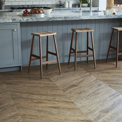 Designers' Choice | Amtico Laying Patterns - Amtico Flooring Amtico Signature, Vinyl Flooring Kitchen, Amtico Flooring, Luxury Vinyl Tile Flooring, Room Visualizer, Vinyl Tile Flooring, Lvt Flooring, Large Tile, Flooring Trends