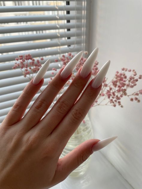 Nail Makeover, Acrylic Nails Stiletto, Long Almond Nails, Vintage Nails, Glow Nails, Soft Nails, Nail Jewelry, Long Acrylic Nails, Wedding Nails