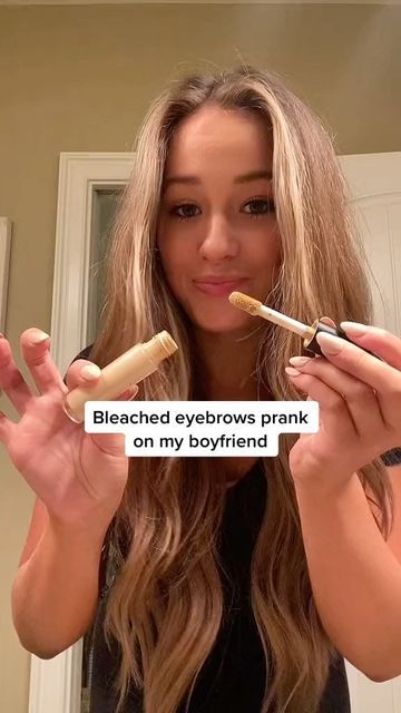 Taylor And Soph, Sophia Watts, Simple Pranks, Pranks Ideas, Prank On Boyfriend, Boyfriend Prank, Inappropriate Things, Best Pranks Ever, Bleached Eyebrows