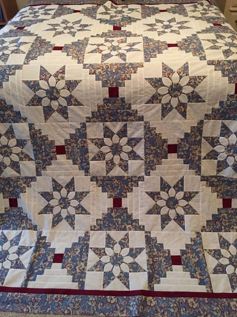 House Steps, Grey Squirrel, Patchwork Table Runner, Amish Quilts, Log Cabin Quilts, Star Quilt Blocks, Star Quilt Patterns, Traditional Quilts, Table Kitchen